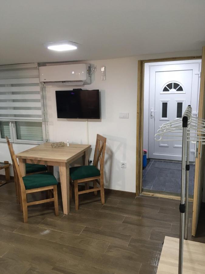 Mia Apartmani - Novoizgradjeni Objekat Gornji Milanovac Εξωτερικό φωτογραφία