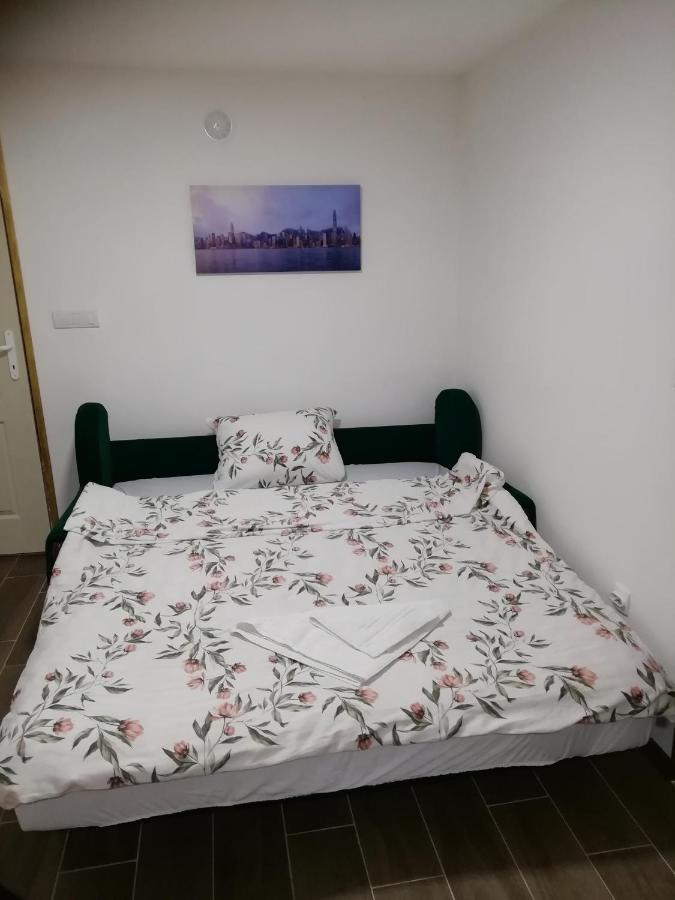 Mia Apartmani - Novoizgradjeni Objekat Gornji Milanovac Εξωτερικό φωτογραφία